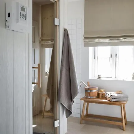 בית נופש Reetdorf Geltinger Birk Atelierhaus Regenbogen