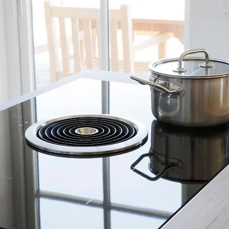 Reetdorf Geltinger Birk Atelierhaus Regenbogen Nieby (Nieby, Schleswig-Flensburg)